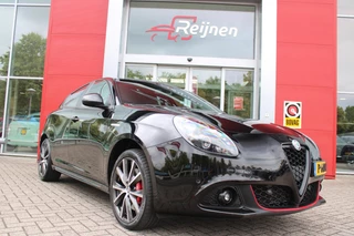 Alfa Romeo Giulietta Alfa Romeo Giulietta 1.4 120PK TURBO SPRINT | LEDEREN BEKLEDING | AFNEEMBARE TREHAAK | ALL SEASON BANDEN | NAVIGATIE | CLIMATE CONTROL | CRUISE CONTROL | CARBON INTERIEUR AFWERKING | 18