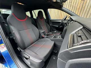 Škoda Octavia Skoda Octavia Combi 1.0 TSI Sport Navigatiesysteem | Trekhaak | Apple CarPlay | Climate control | Cruise control | Getint glas | Parkeersensoren achter - afbeelding nr 35