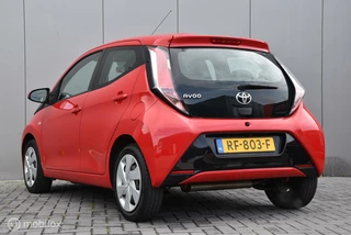 Toyota Aygo Toyota Aygo 1.0 VVT-i x-play | Camera | Airco| - afbeelding nr 4