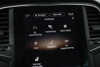 Renault Mégane Renault Mégane 1.6 E-Tech Plug-In Hybrid Business Edition One | Head-Up | Leder | Stoel & stuurverwarming | Camera | BOSE Sound | Keyless | Navigatie | Full LED - afbeelding nr 29