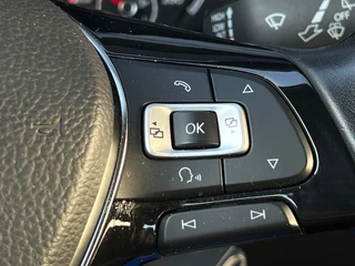 Volkswagen T-Roc Volkswagen T-Roc 1.0 TSI Style | Adeptive Cruise Control | Trekhaak | Navigatie | Parkeersensoren | Apple CarPlay/Android Auto - afbeelding nr 27