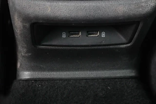 SEAT Leon SEAT Leon 1.5 TSI FR Ultimate Edition Black | Panoramadak |  Stoelverwarming | BEATS Pack | Carplay | Adaptive cruise | Navigatie | Keyless | Full LED - afbeelding nr 24