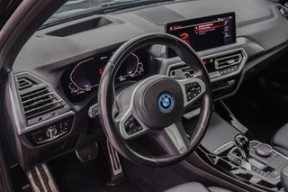 BMW X3 BMW X3 xDrive30e M-SPORT PANORAMADAK HEAD UP HARMAN KARDON 360CAMERA - afbeelding nr 4
