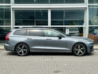Volvo V60 Volvo V60 T6 340PK Recharge R-Design| Panodak| Adap.Cruise| 360Camera| Tre - afbeelding nr 4