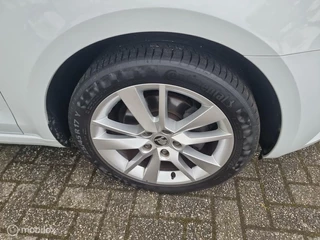 Škoda Octavia Skoda Octavia Combi 1.0 TSI Style Business Sport DSG-7. Vol! - afbeelding nr 34