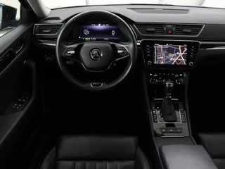 Škoda Superb Skoda Superb 1.4 TSI iV Laurin & Klement | Panoramadak |  Leder | Adaptive cruise | Canton Sound | Stoelverwarming | Standkachel | Carplay | Camera | Full LED | Memory - afbeelding nr 3