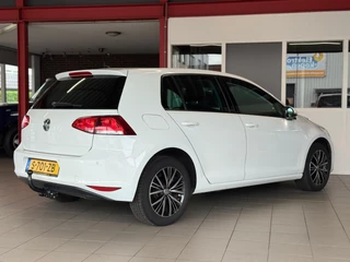 Volkswagen Golf Volkswagen Golf 1.2 TSI Highline Allstar*120PK*Trekhaak*Cruise Control*Stoelverwarming* - afbeelding nr 2