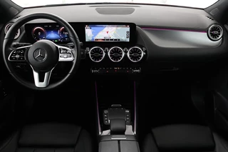 Mercedes-Benz GLA Mercedes-Benz GLA-klasse 250e Business Solution Luxury Limited | Panoramadak | Adaptive cruise | Trekhaak | Leder | Stoelverwarming | Matrix LED | Memory | Camera | Navigatie | Park Assist | Sfeerverlichting - afbeelding nr 8
