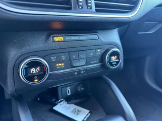 Ford Focus Ford Focus Wagon 1.0 EcoBoost Edition Carplay Navi LED Climate Cruise - afbeelding nr 14