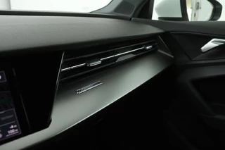 Audi A3 Audi A3 30 TFSI Business Edition | Virtual Cockpit |  Sportstoelen | Carplay | Climate control | Full LED | Cruise control | PDC | Navigatie - afbeelding nr 8