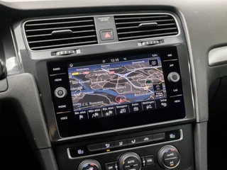 Volkswagen Golf (APPLE CARPLAY, GROOT NAVI, CLIMATE, ADAPTIVE CRUISE, SPORTSTOELEN, LM VELGEN, PARKEERSENSOREN, DAB+, NIEUWE APK, NIEUWSTAAT) - afbeelding nr 16