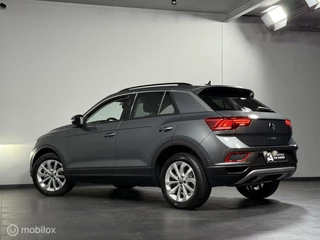 Volkswagen T-Roc Volkswagen T-Roc 1.5 TSI Style | CARPLAY | CRUISE | PDC - afbeelding nr 2