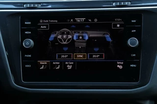 Volkswagen Tiguan Volkswagen Tiguan 1.5 TSI / 2x R-Line / Black Style / Virtual Cockpit / Camera / Matrix LED / Trekhaak / 20