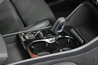 Volvo XC40 Volvo XC40 T4 Recharge R-Design | Stoelverwarming | Parkeercamera | BLIS | Pilot Assist | Electr. Stoelen | Glossy Black | Keyless - afbeelding nr 37