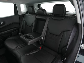 Jeep Compass Aut. *LEATHER-MICROFIBRE | NAVI-FULLMAP | KEYLESS | CAMERA | HEATED-SEATS | COMFORT-SEATS | DAB+ | ECC | LANE-ASSIST | PDC | CRUISE | 19''ALU* - afbeelding nr 23
