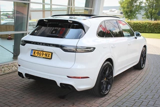 Porsche Cayenne Porsche Cayenne 3.0 E-Hybrid | Sport Chrono | Pano | HUD | Origineel NL Auto! - afbeelding nr 6