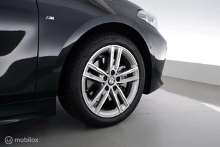 BMW 1 Serie BMW 1-serie 118i Automaat M-Sport Business Ed. Led|leer|cam|nav|dab|ecc|lmv17 - afbeelding nr 19