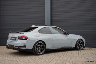 BMW 2 Serie BMW 2-serie Coupé M240i xDrive | Schuifdak | M-sportstoelen | M Perf | HUD | Active cruise | Eibach | Rijdersauto Edition - afbeelding nr 32