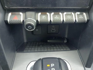 Volkswagen Amarok Volkswagen Amarok 3.0 TDI 4Motion ,Prijs excl.BTW,trekhaak,360 Camera,autom mountaintop,IQ light,leder,Full option - afbeelding nr 17