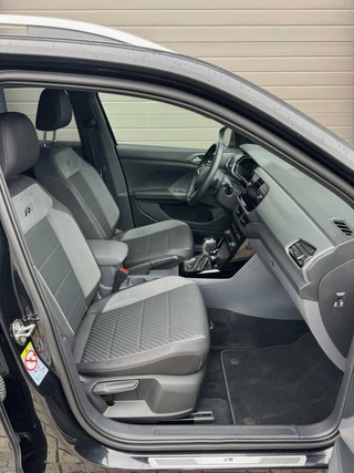 Volkswagen T-Cross Volkswagen T-Cross 1.5 TSI R-line DSG/Virtual/CarPlay/LED/18Inch/Stoelverw/Garantie/BeatsAudio - afbeelding nr 11