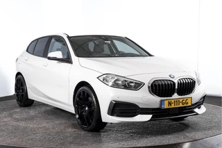 BMW 1 Serie | Cruise | PDC | NAV+ Apple Car Play | EEC | LM 19