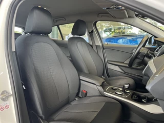 BMW 1 Serie BMW 1 Serie 118i Executive Edition Automaat | Navi | Cruise | Apple Carplay - afbeelding nr 6