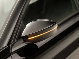 Peugeot 208 (APPLE CARPLAY, GROOT NAVI, LM VELGEN, PARKEERSENSOREN, SPORTSTOELEN, CRUISE, LANE ASSIST, ELEK PAKKET, NIEUWSTAAT) - afbeelding nr 30