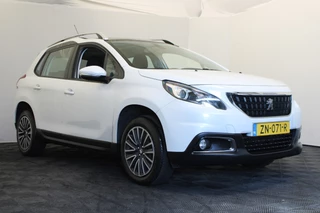 Peugeot 2008 Peugeot 2008 1.2 PureTech Blue Lion |Pano|Trekhaak| - afbeelding nr 3