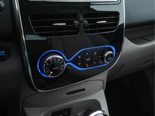 Renault ZOE Renault ZOE Q210 Zen Quickcharge 22 kWh (ex Accu) [ 3-Fase ] Aut. *NAVI-FULLMAP | DIGI-COCKPIT | KEYLESS | CAMERA | COMFORT-SEATS | ECC | PDC | CRUISE | 17''ALU* - afbeelding nr 14