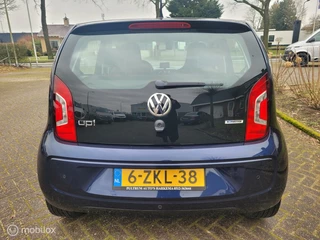 Volkswagen up! Volkswagen Up! 1.0 High up! BlueMotion,navi,airco,lm. - afbeelding nr 4