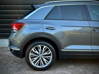 Volkswagen T-Roc Volkswagen T-Roc 2.0 TSI 4Motion 190PK! AUT|NAVI|ACC|DCC|LANE|CARPLAY - afbeelding nr 14