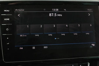 Volkswagen Passat Volkswagen Passat 1.4 TSI PHEV GTE | Head-Up | Stoelverwarming | 360 camera | Trekhaak | Keyless | Carplay | Dynamic Chassis Control | Full LED | Massage | Navigatie | Active Info Display - afbeelding nr 31