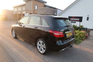 Mercedes-Benz B-Klasse Mercedes B-klasse 180 Aut f-1|PANORAMADAK|TREKHAAK|STOELVERWARMING|XENON-LED|FACELIFT|ZEER MOOI - afbeelding nr 3
