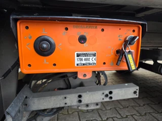 Ford Transit Ford Transit 350 2.0 TDCI L3H1 Ambiente | BAKWAGEN MET LAADKLEP / NAP / 6-BAK / AIRCO / CRUISE / BLUETOOTH / ARMSTEUN / EXCL. BTW - afbeelding nr 9