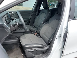 Renault Clio Renault Clio 1.0 TCe Bi-Fuel Intens | 1ste Eigenaar | Navi | Apple Carplay+Android Auto | Clima | Cruise | Led Koplampen | Keyless Entry | Pdc V+A+Camera | Rijstrook+Licht+Regensensor | 16''lm - afbeelding nr 7
