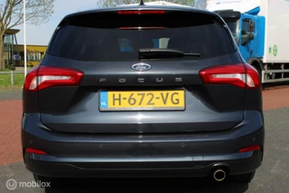 Ford Focus Ford Focus Wagon 1.0 EcoBoost Titanium Business 125 PK, Stuur/stoel verwarming, Pdc voor + achter, Full led, Keyless entry, Donkerglas, App connect, Cruise, Navi, Clima, 17 inch Lmv. - afbeelding nr 7