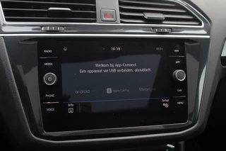 Volkswagen Tiguan Allspace Volkswagen Tiguan Allspace 1.5 TSI Highline Business R 7p. / Panoramadak / Camera / 20'' / Virtual Cockpit / DAB / Stoelverwarming / ACC / Spiegelpakket - afbeelding nr 19