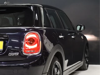MINI Cooper [SCHUIFKANTELDAK, APPLE CARPLAY, PARKEERSENSOREN, NAVIGATIE, BLUETOOTH, NIEUWSTAAT] - afbeelding nr 18