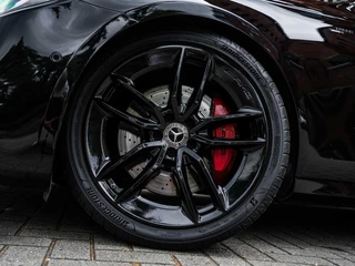 Mercedes-Benz E-Klasse Mercedes-AMG E 53 4MATIC+ Estate | 435pk | Pano | Burmester | Full-Black | 2019 - afbeelding nr 33