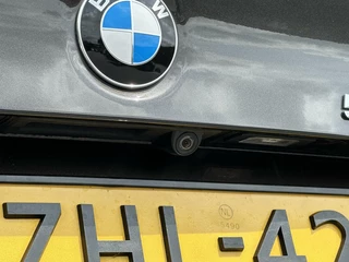 BMW 5 Serie BMW 5-serie 528xi High Executive, NL AUTO, NAP, PANO, NAVI, CRUISE, ECC-AIRCO, HUD, DODEHOEK, COMFORT STOELEN, CAMERA, LICHTMETAAL 17