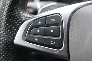 Mercedes-Benz A-Klasse Mercedes A-klasse 180 AMG Night Edition Plus Automaat|Leder|Airco|Cruise|Pdc|Iso-Fix - afbeelding nr 9