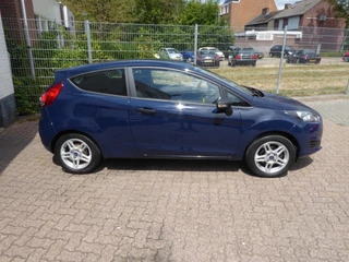 Ford Fiesta Ford Fiesta 1.2 STYLE ESSENTIAL/Airco/Elekt.Pakket/Knappe auto!! - afbeelding nr 5