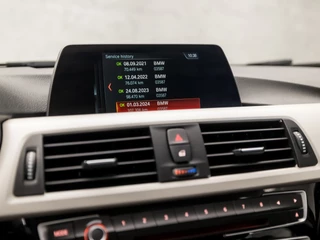 BMW 3 Serie BMW 3 Serie 318i Executive Sportline Automaat (NAVIGATIE, DEALER ONDERHOUDEN, CLIMATE, PARKEERSENSOREN, SPORTSTOELEN, LED KOPLAMPEN, CRUISE, NIEUWE APK, NIEUWSTAAT) - afbeelding nr 24