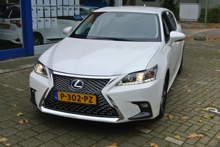 Lexus CT - afbeelding nr 2