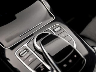 Mercedes-Benz C-Klasse 279Pk Automaat (GROOT NAVI, LUCHTVERING, CAMERA, LEDER, STOELVERWARMING, GETINT GLAS, ELEK SPORTSTOELEN, ELEK ACHTERKLEP, ZWART HEMEL, NIEUWE APK, NIEUWSTAAT) - afbeelding nr 26