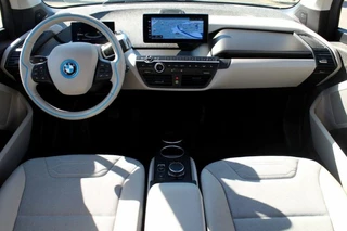 BMW i3 BMW i3 S iPerformance 94Ah 33 kWh / Full option! / Panoramadak / Camera / Keyless / 20'' / Warmtepomp / Harman Kardon / Apple CarPlay / DAB / Getint glas / Stoelverwarming / ACC - afbeelding nr 2