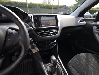 Peugeot 2008 Peugeot 2008 1.2 PureTech Style 1e eigenaar - afbeelding nr 10