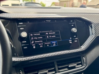 Volkswagen T-Cross Volkswagen T-Cross 1.5 TSI 150PK DSG R-Line Virtual Camera Carplay - afbeelding nr 23