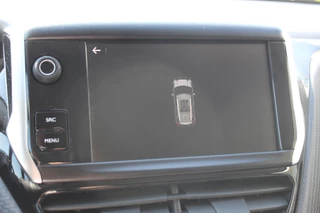 Peugeot 2008 Airco , Cruise control ,Trekhaak , Navigatie , Bluetooth Parkeersensoren achter , LED dagrijverlichting - afbeelding nr 16
