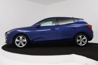 SEAT Leon Seat Leon 1.5 TSI FR Ultimate Edition (ACHTERUITRIJCAMERA, STOELVERWARMING, NAVIGATIE, STUURVERWARMING, CRUISE, PARKEERSENSOREN) - afbeelding nr 2